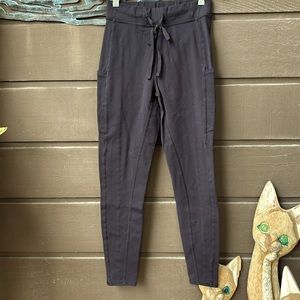 Alo Black Leggings Pants